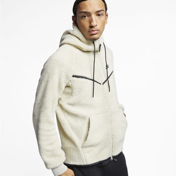 Wind runner tech icon sherpa hoody Clearance